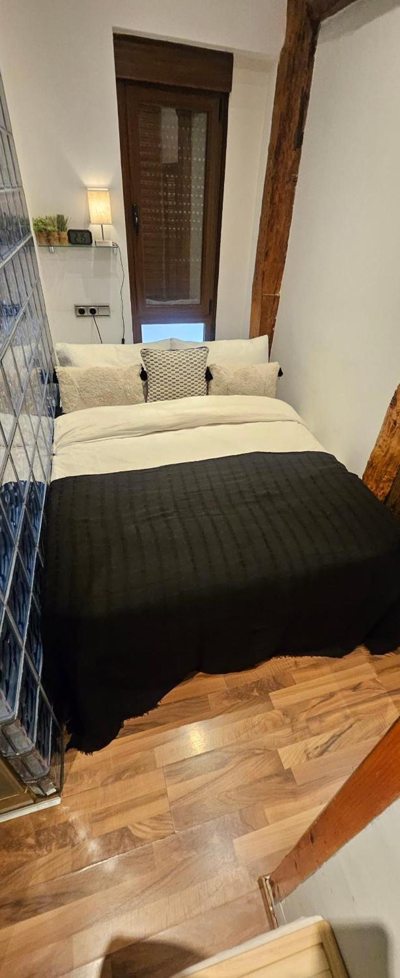Pequeno Apartamento En El Centro De Madrid Pokoj fotografie
